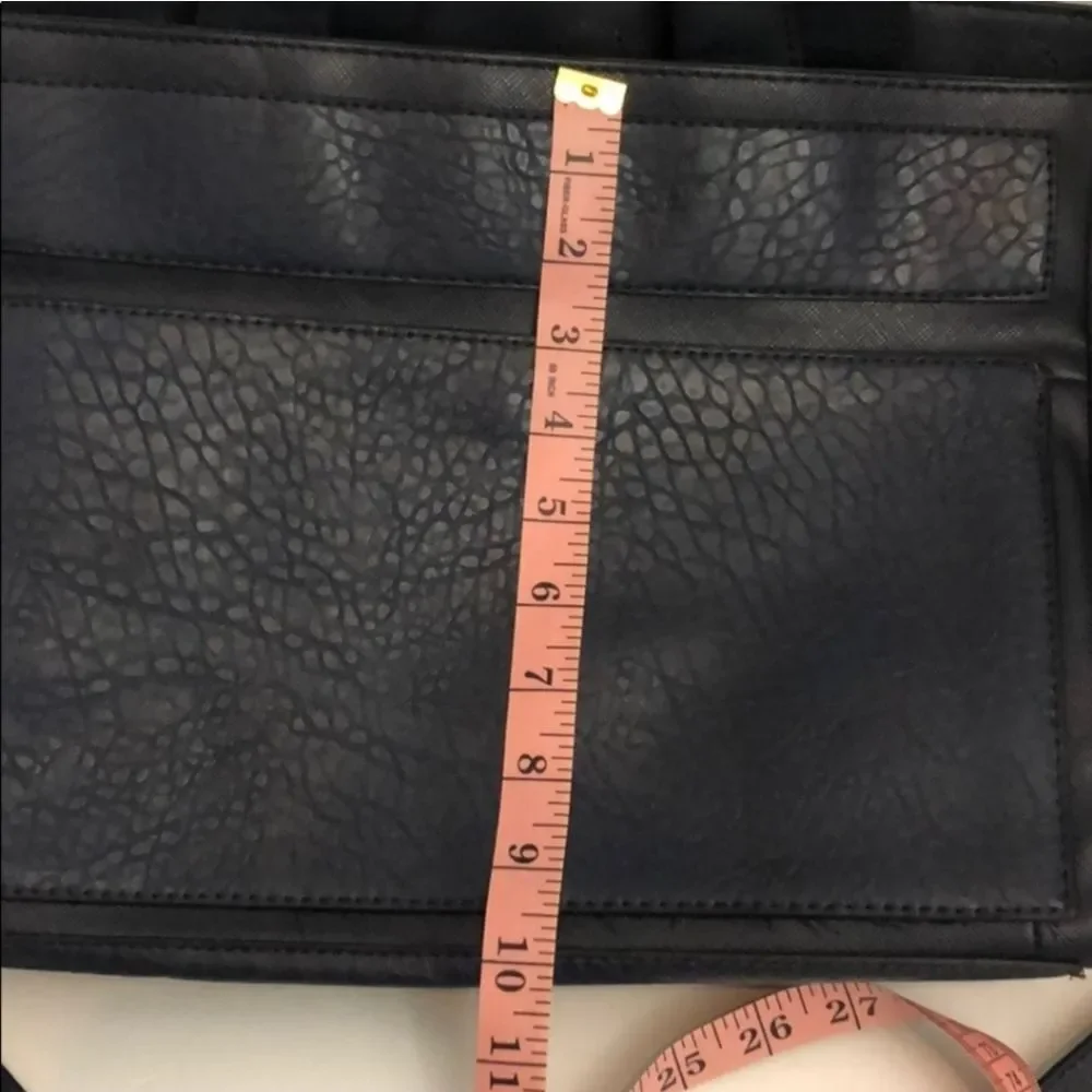 NWOT French Connection Spacious Blue Crossbody Bag Five Pockets
